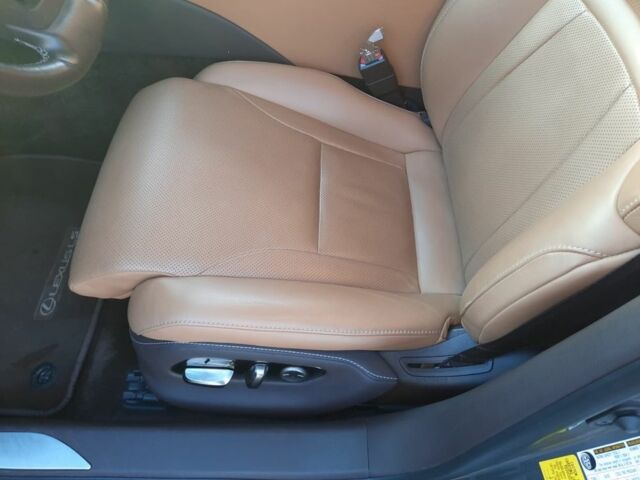 Серый Лексус ЛС, объемом двигателя 3.5 л и пробегом 65 тыс. км за 42500 $, фото 3 на Automoto.ua