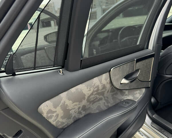 Сірий Лексус ЛС, об'ємом двигуна 3.46 л та пробігом 29 тис. км за 92200 $, фото 33 на Automoto.ua