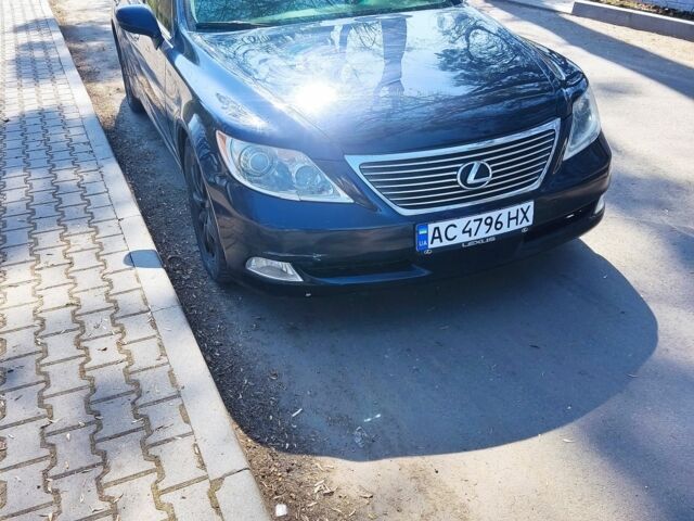 Синий Лексус ЛС, объемом двигателя 4.6 л и пробегом 300 тыс. км за 8000 $, фото 2 на Automoto.ua