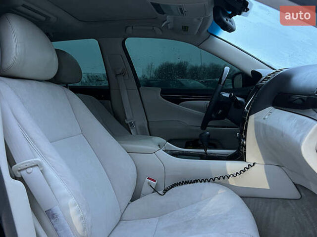 Синий Лексус ЛС, объемом двигателя 4.61 л и пробегом 224 тыс. км за 5999 $, фото 11 на Automoto.ua