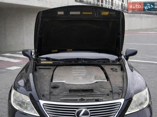 Синій Лексус ЛС, об'ємом двигуна 4.6 л та пробігом 224 тис. км за 5999 $, фото 9 на Automoto.ua
