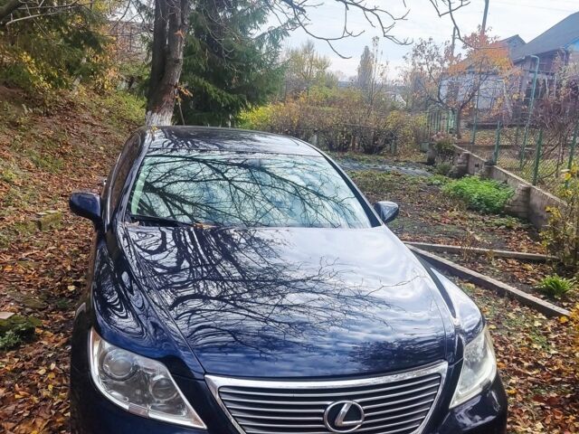 Синий Лексус ЛС, объемом двигателя 4 л и пробегом 220 тыс. км за 10717 $, фото 1 на Automoto.ua