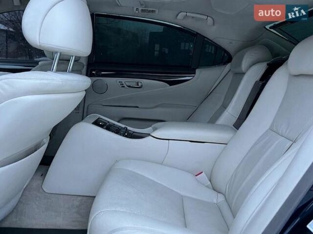 Синій Лексус ЛС, об'ємом двигуна 4.6 л та пробігом 224 тис. км за 5999 $, фото 1 на Automoto.ua