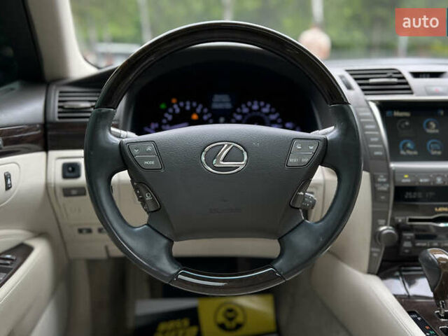 Лексус ЛС 2007 в Львове на Automoto.ua Синий Лексус ЛС, объемом двигателя 4.61 л и пробегом 224 тыс. км за 7550 $, фото 10 на Automoto.ua