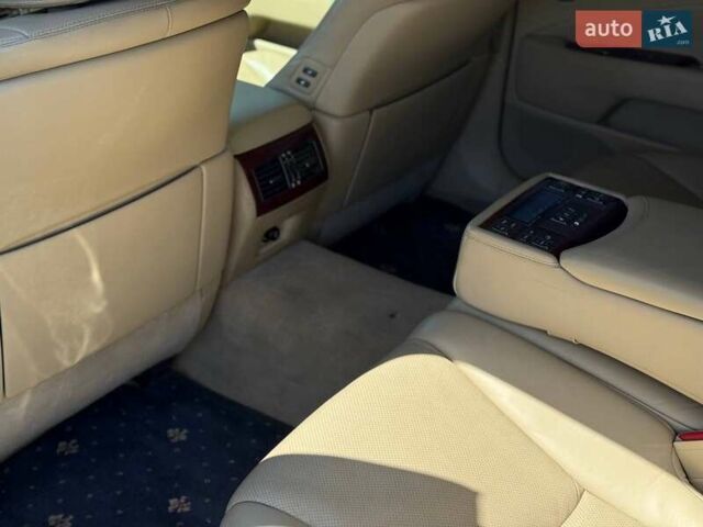 Синий Лексус ЛС, объемом двигателя 4.61 л и пробегом 260 тыс. км за 9499 $, фото 14 на Automoto.ua