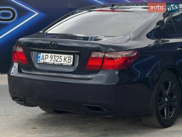 Синий Лексус ЛС, объемом двигателя 4.61 л и пробегом 163 тыс. км за 12499 $, фото 1 на Automoto.ua