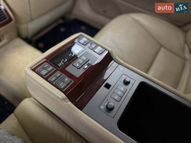 Синий Лексус ЛС, объемом двигателя 4.61 л и пробегом 163 тыс. км за 12499 $, фото 15 на Automoto.ua