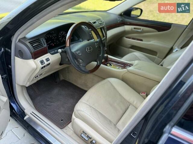 Синий Лексус ЛС, объемом двигателя 4.6 л и пробегом 260 тыс. км за 7900 $, фото 19 на Automoto.ua