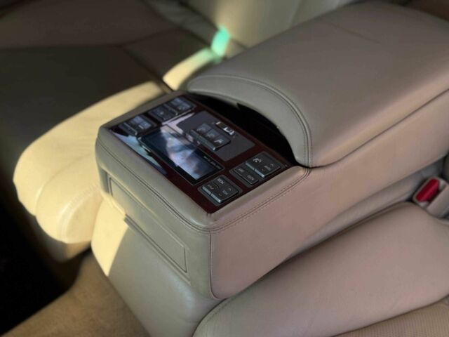 Синий Лексус ЛС, объемом двигателя 4.6 л и пробегом 163 тыс. км за 13499 $, фото 12 на Automoto.ua