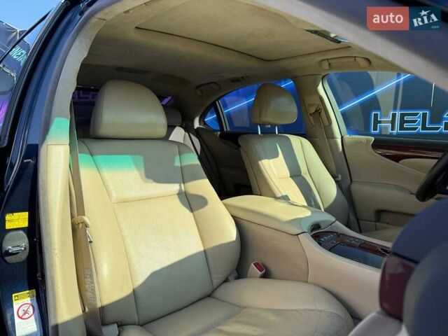 Синий Лексус ЛС, объемом двигателя 4.6 л и пробегом 163 тыс. км за 13499 $, фото 21 на Automoto.ua