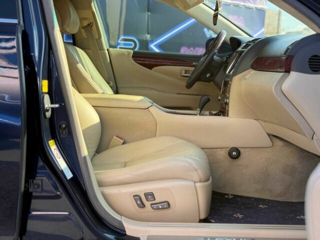 Синий Лексус ЛС, объемом двигателя 4.6 л и пробегом 163 тыс. км за 13499 $, фото 20 на Automoto.ua