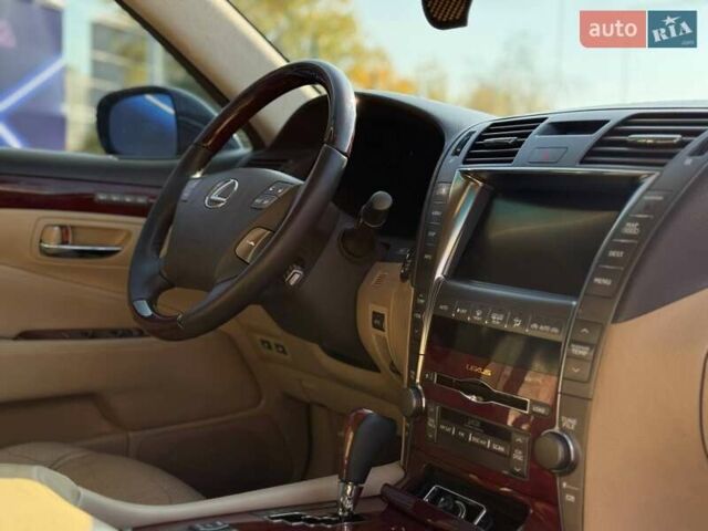 Синий Лексус ЛС, объемом двигателя 4.6 л и пробегом 163 тыс. км за 13499 $, фото 17 на Automoto.ua