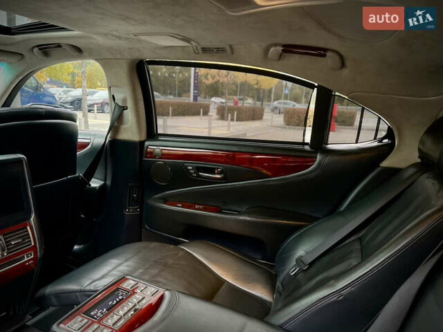 Синий Лексус ЛС, объемом двигателя 4.97 л и пробегом 188 тыс. км за 16800 $, фото 36 на Automoto.ua