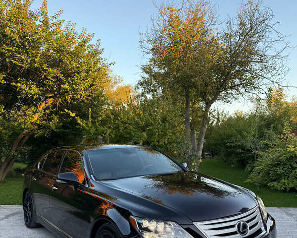 Синий Лексус ЛС, объемом двигателя 5 л и пробегом 400 тыс. км за 14900 $, фото 9 на Automoto.ua