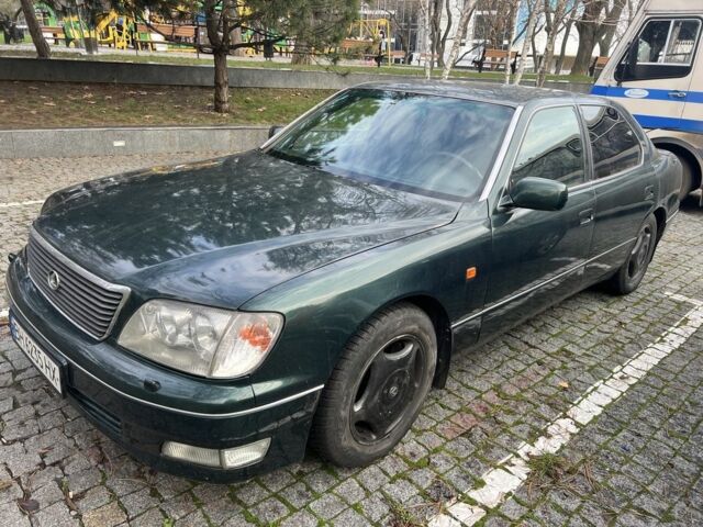 Зеленый Лексус ЛС, объемом двигателя 4 л и пробегом 374 тыс. км за 2000 $, фото 6 на Automoto.ua