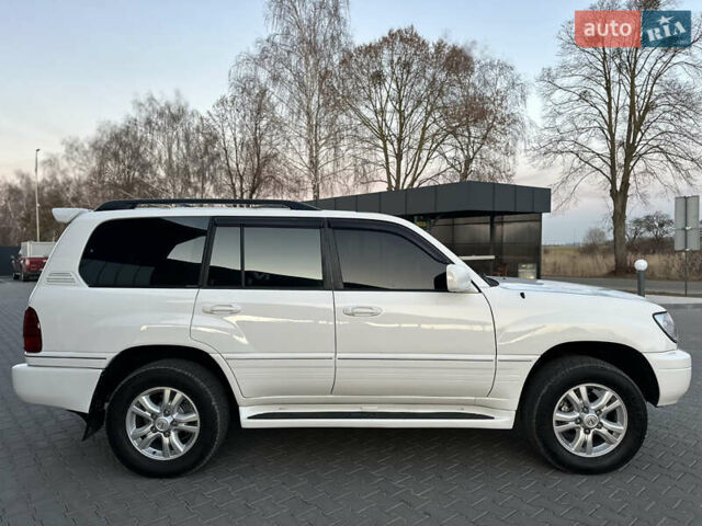 Белый Лексус ЛХ, объемом двигателя 4.7 л и пробегом 286 тыс. км за 13950 $, фото 11 на Automoto.ua