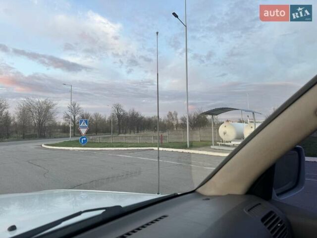 Белый Лексус ЛХ, объемом двигателя 4.7 л и пробегом 252 тыс. км за 16499 $, фото 50 на Automoto.ua
