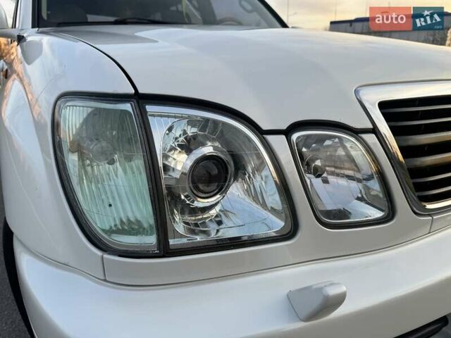 Білий Лексус ЛХ, об'ємом двигуна 4.7 л та пробігом 252 тис. км за 14999 $, фото 32 на Automoto.ua