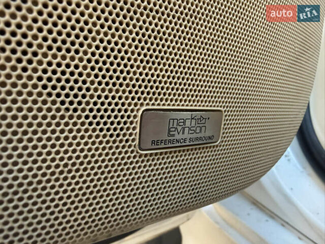 Белый Лексус ЛХ, объемом двигателя 5.66 л и пробегом 299 тыс. км за 22900 $, фото 46 на Automoto.ua