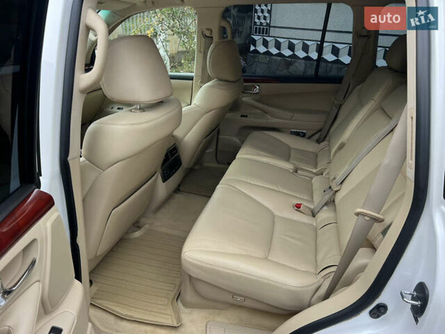 Белый Лексус ЛХ, объемом двигателя 5.66 л и пробегом 157 тыс. км за 29500 $, фото 48 на Automoto.ua