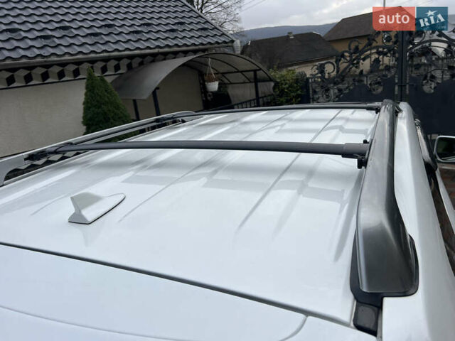 Белый Лексус ЛХ, объемом двигателя 5.66 л и пробегом 157 тыс. км за 29500 $, фото 28 на Automoto.ua