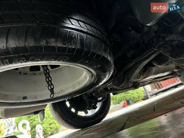 Белый Лексус ЛХ, объемом двигателя 5.66 л и пробегом 157 тыс. км за 29500 $, фото 38 на Automoto.ua