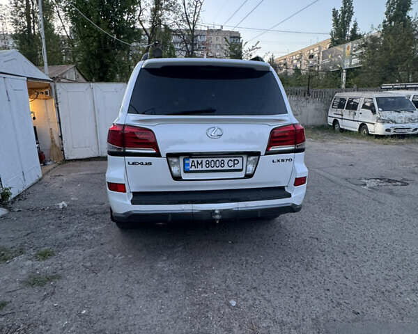 Білий Лексус ЛХ, об'ємом двигуна 5.66 л та пробігом 298 тис. км за 24900 $, фото 7 на Automoto.ua