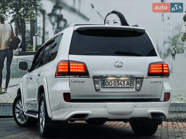 Белый Лексус ЛХ, объемом двигателя 5.7 л и пробегом 197 тыс. км за 25700 $, фото 29 на Automoto.ua