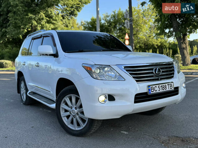 Білий Лексус ЛХ, об'ємом двигуна 5.66 л та пробігом 189 тис. км за 24000 $, фото 21 на Automoto.ua