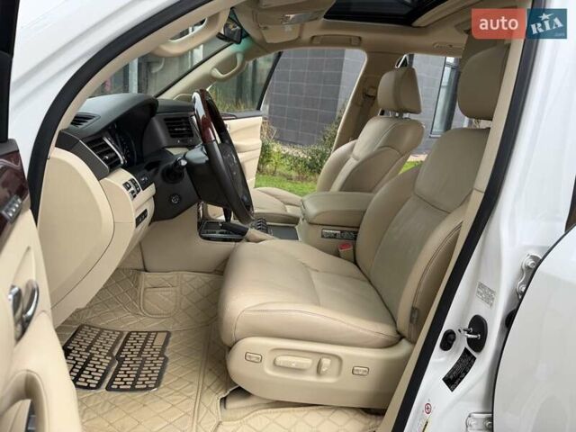 Белый Лексус ЛХ, объемом двигателя 5.66 л и пробегом 206 тыс. км за 25555 $, фото 15 на Automoto.ua