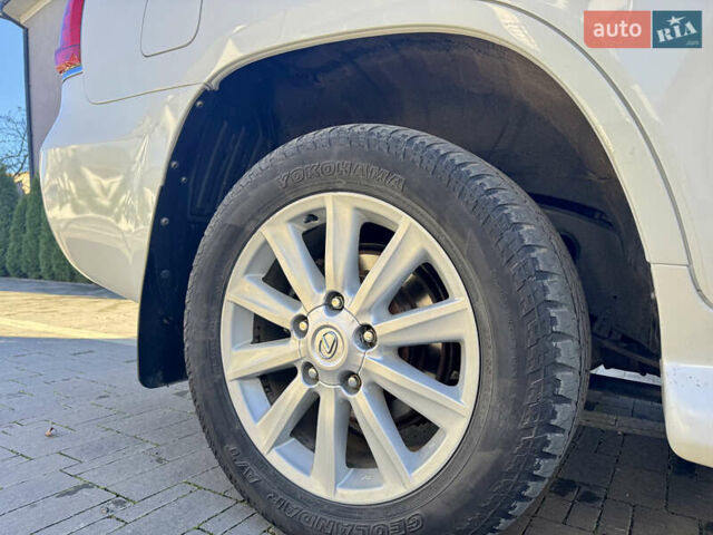 Білий Лексус ЛХ, об'ємом двигуна 5.66 л та пробігом 195 тис. км за 26500 $, фото 22 на Automoto.ua