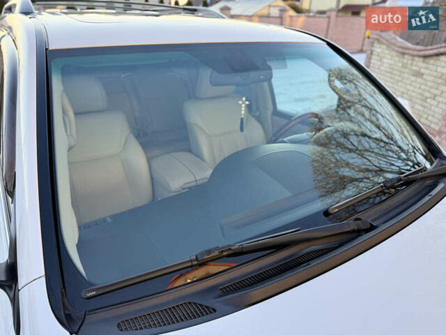 Білий Лексус ЛХ, об'ємом двигуна 5.7 л та пробігом 157 тис. км за 30900 $, фото 17 на Automoto.ua