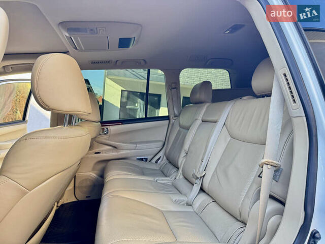Білий Лексус ЛХ, об'ємом двигуна 5.66 л та пробігом 195 тис. км за 26500 $, фото 18 на Automoto.ua