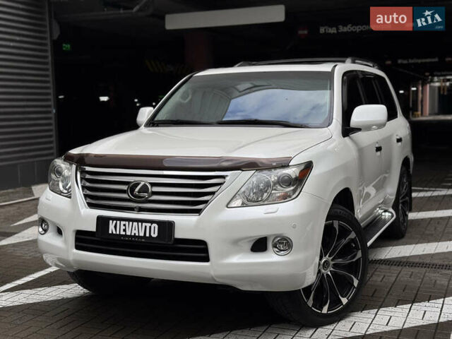 Білий Лексус ЛХ, об'ємом двигуна 5.7 л та пробігом 268 тис. км за 24000 $, фото 13 на Automoto.ua