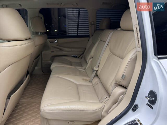 Білий Лексус ЛХ, об'ємом двигуна 5.7 л та пробігом 268 тис. км за 24000 $, фото 39 на Automoto.ua