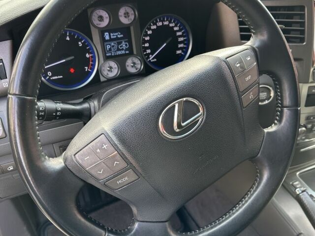 Білий Лексус ЛХ, об'ємом двигуна 5.7 л та пробігом 212 тис. км за 25000 $, фото 6 на Automoto.ua