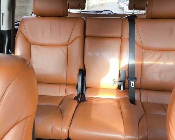 Белый Лексус ЛХ, объемом двигателя 5.7 л и пробегом 169 тыс. км за 37999 $, фото 15 на Automoto.ua