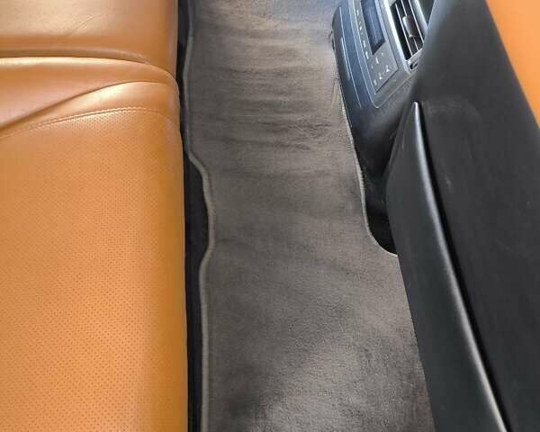 Белый Лексус ЛХ, объемом двигателя 5.7 л и пробегом 169 тыс. км за 37999 $, фото 19 на Automoto.ua