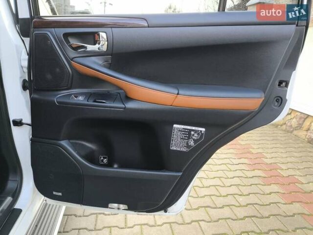 Белый Лексус ЛХ, объемом двигателя 5.7 л и пробегом 169 тыс. км за 37999 $, фото 23 на Automoto.ua