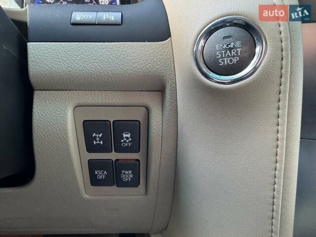 Білий Лексус ЛХ, об'ємом двигуна 5.66 л та пробігом 208 тис. км за 24500 $, фото 21 на Automoto.ua