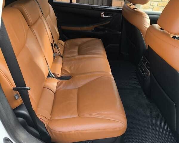 Белый Лексус ЛХ, объемом двигателя 5.7 л и пробегом 169 тыс. км за 37999 $, фото 20 на Automoto.ua