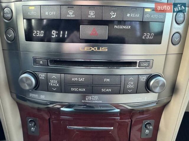 Білий Лексус ЛХ, об'ємом двигуна 5.66 л та пробігом 208 тис. км за 24500 $, фото 17 на Automoto.ua