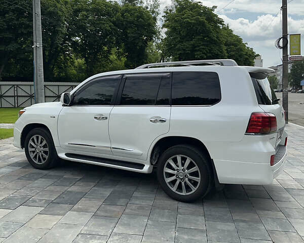 Білий Лексус ЛХ, об'ємом двигуна 5.66 л та пробігом 410 тис. км за 26500 $, фото 8 на Automoto.ua