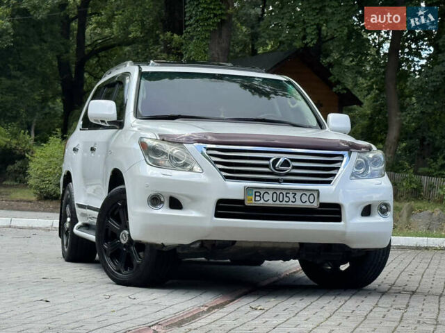 Білий Лексус ЛХ, об'ємом двигуна 5.66 л та пробігом 202 тис. км за 25500 $, фото 2 на Automoto.ua