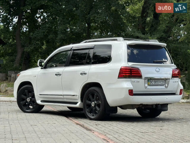 Білий Лексус ЛХ, об'ємом двигуна 5.66 л та пробігом 202 тис. км за 25500 $, фото 40 на Automoto.ua