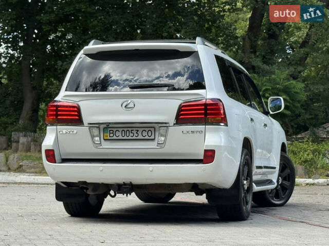 Білий Лексус ЛХ, об'ємом двигуна 5.66 л та пробігом 202 тис. км за 25500 $, фото 53 на Automoto.ua