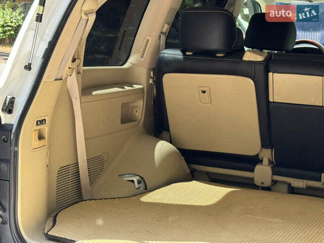Білий Лексус ЛХ, об'ємом двигуна 5.66 л та пробігом 202 тис. км за 25500 $, фото 177 на Automoto.ua