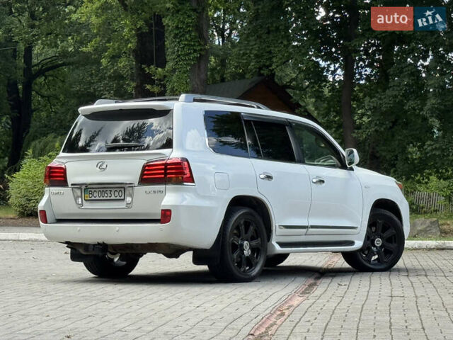 Білий Лексус ЛХ, об'ємом двигуна 5.66 л та пробігом 202 тис. км за 25500 $, фото 54 на Automoto.ua
