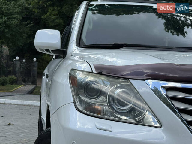 Білий Лексус ЛХ, об'ємом двигуна 5.66 л та пробігом 202 тис. км за 25500 $, фото 10 на Automoto.ua