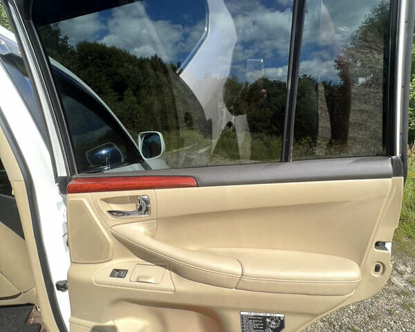 Білий Лексус ЛХ, об'ємом двигуна 5.7 л та пробігом 200 тис. км за 26000 $, фото 14 на Automoto.ua